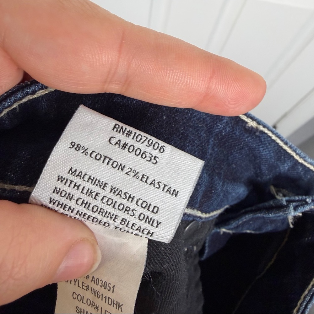 Sz 25 Hudson Dark Blue Denim low rise Viceroy knee Shorts $125 MSRP NWOT - Picture 10 of 10
